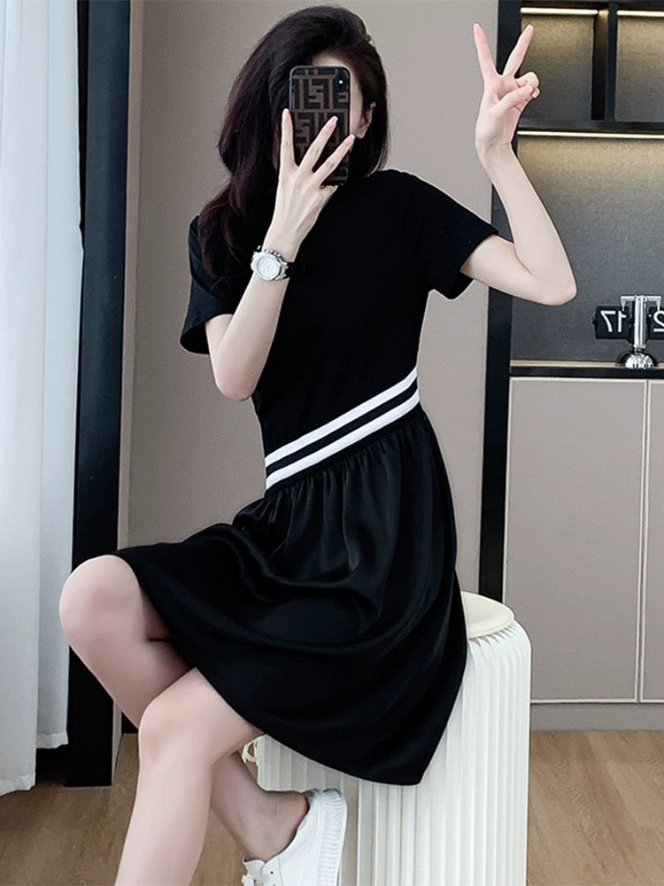 High-end Hepburn style little black dress for women 2024 new summer Korean version loose belly-covering slim casual dress thin