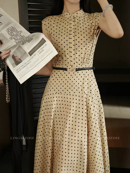 Ling Qian Zi He "Light Coffee Wave Shadow" – A sophisticated, slim-fit, sleeveless French-style A-line maxi dress with a polka-dot pattern, perfect for early autumn.