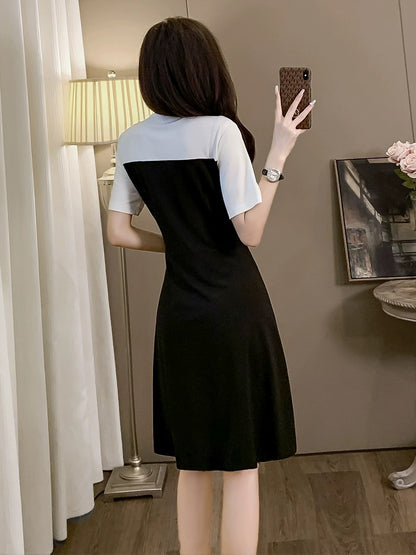 French black and white color matching V-neck dress for women summer new high-end commuting temperament high waist slim little black dress