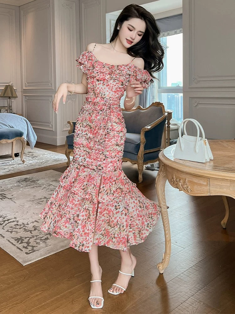 European station pink floral suspender dress female summer new 2025 beautiful holiday slim hip fishtail skirt