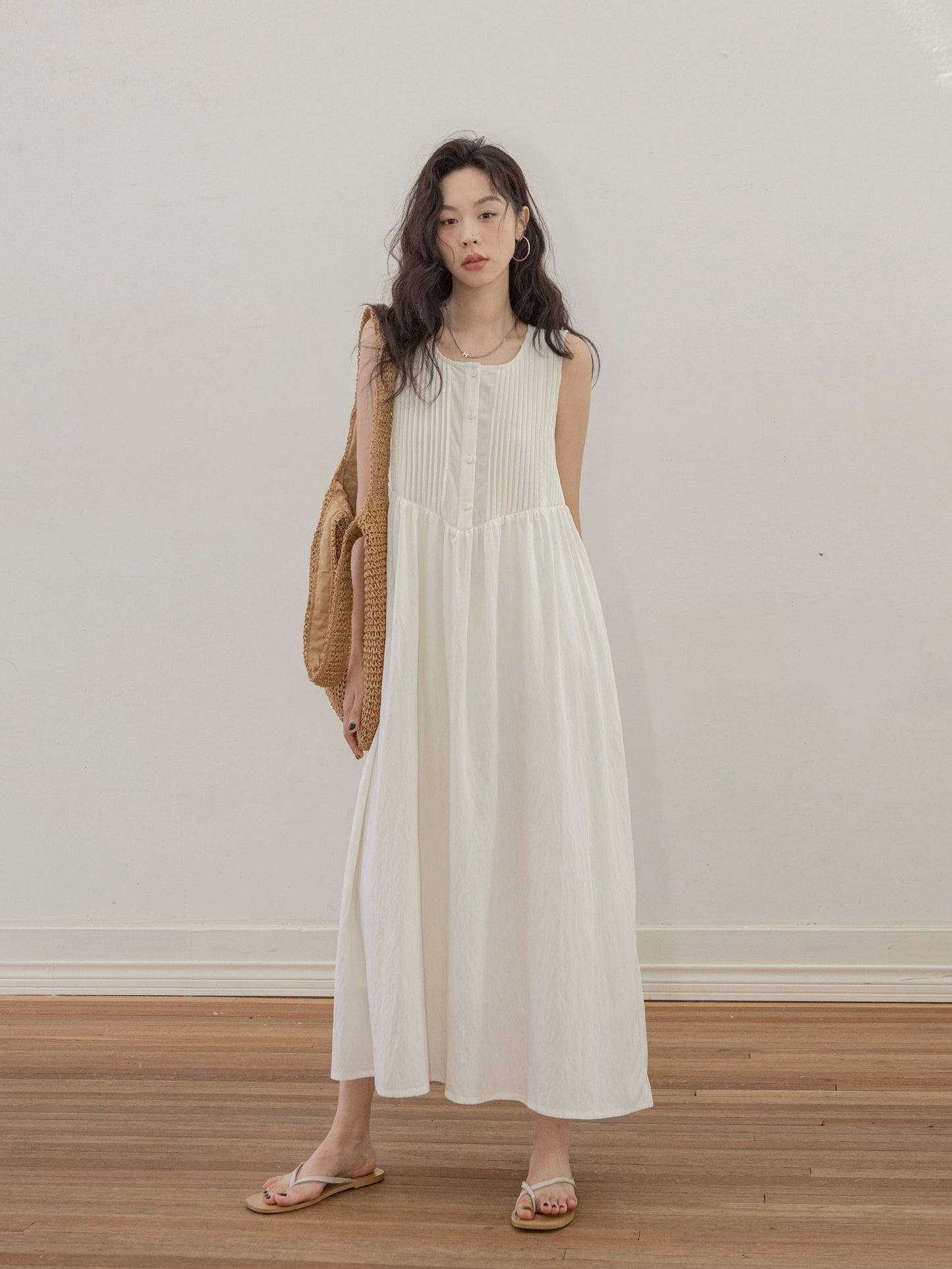 VNOOK Dress Women's Summer 2024 New Sleeveless Loose Casual High Waist French Romantic Small Fragrance Long Skirt