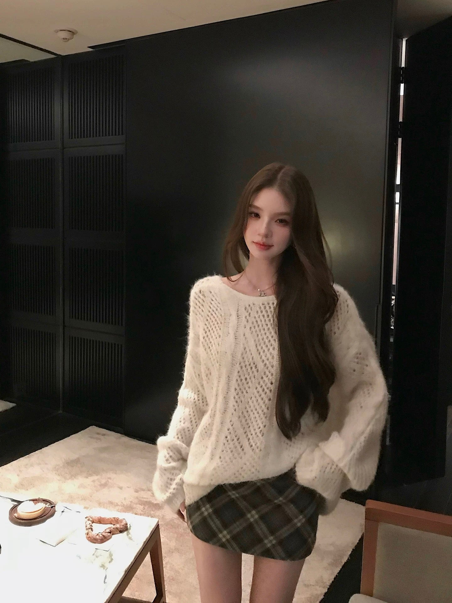 Qiu Rouyao Sexyback atmosphere hollow half back sweater women's autumn sweet soft glutinous knitted sweater top