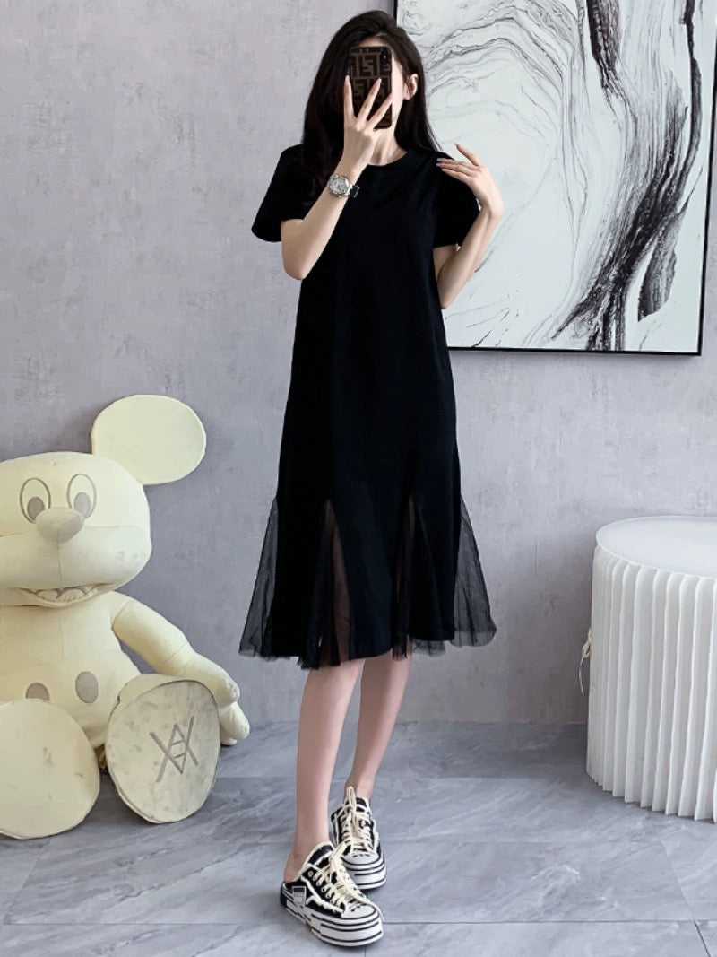 2024 new summer style French Hepburn style little black dress for women mid-length mesh splicing short-sleeved round neck dress