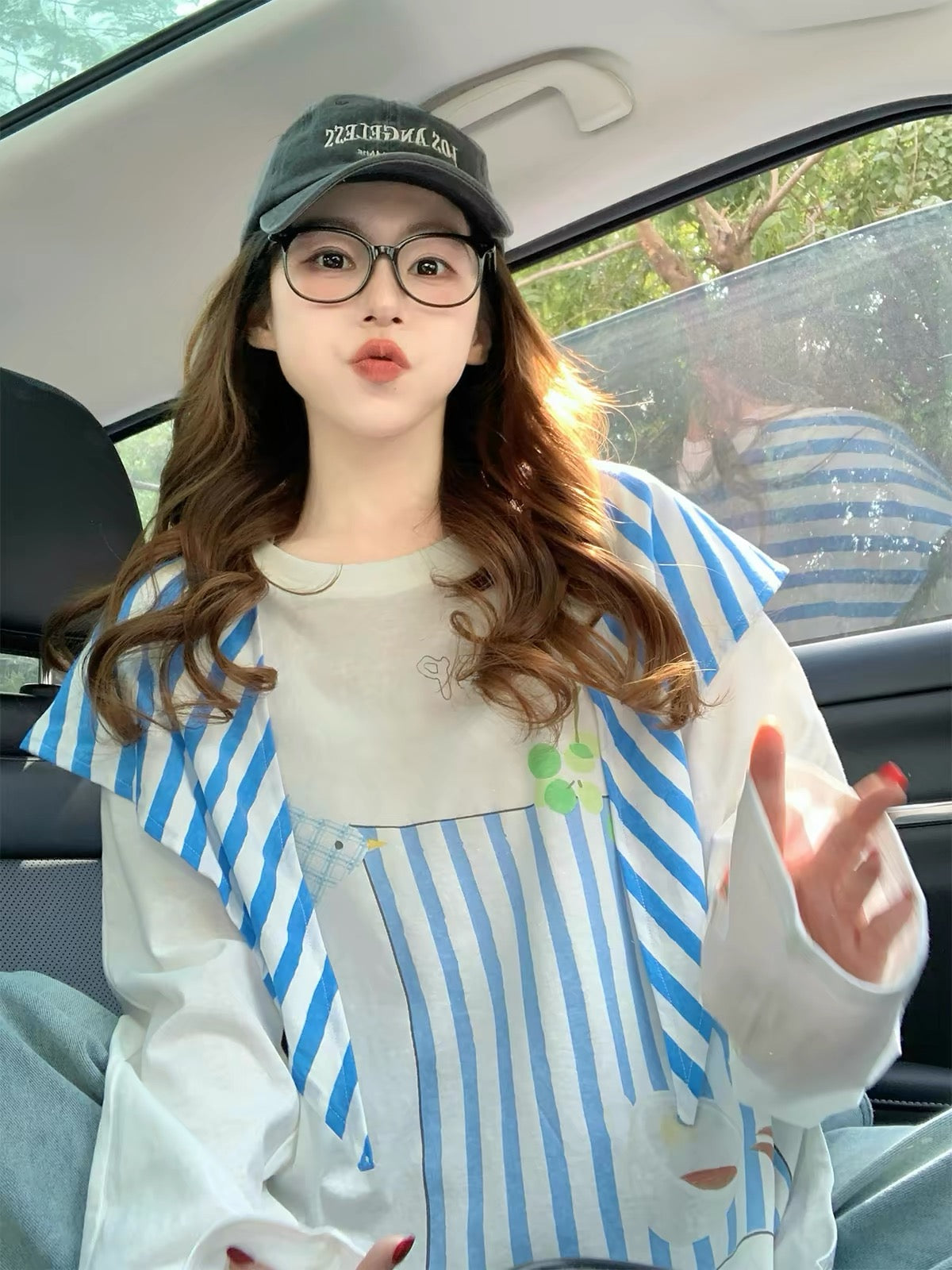Women's White Long-Sleeve T-Shirt with Faux-Layered Shawl Detail – New for Autumn 2026: Lightweight, Loose-Fit, Relaxed-Style Top with Unique Print