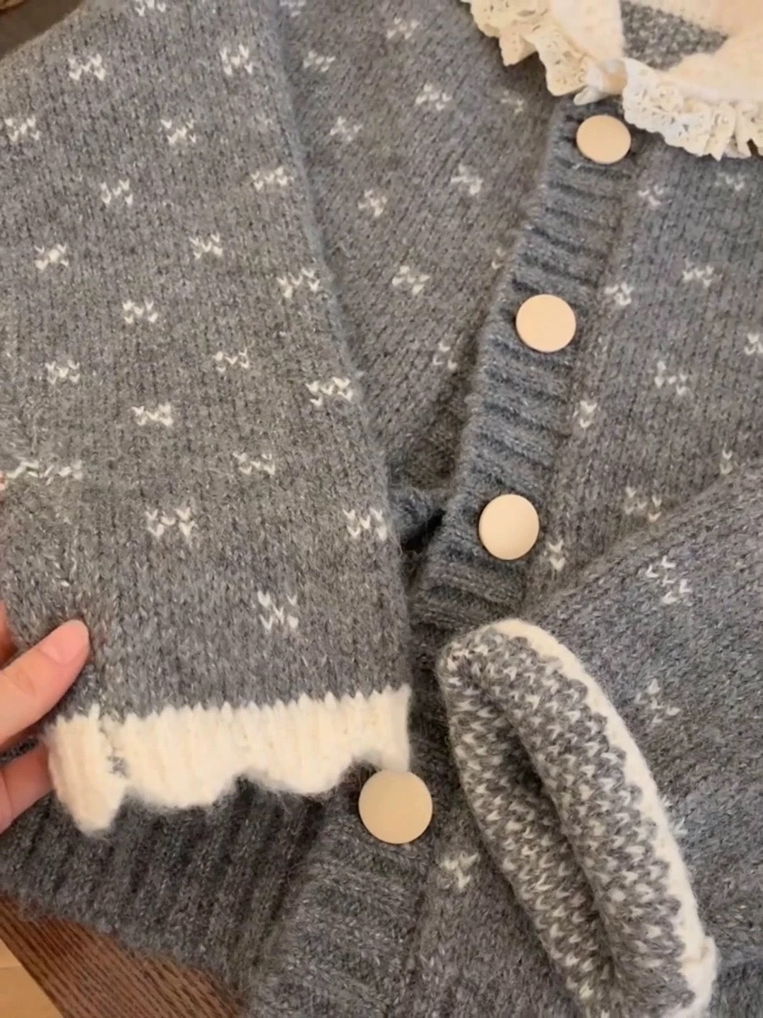 Niche design lace lapel knitted cardigan gray splicing retro college style raccoon velvet sweater women's autumn and winter