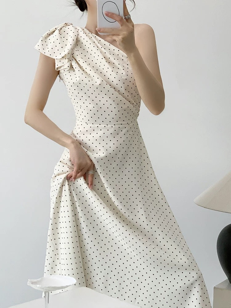 YAHI French sexy A-line dress summer thin versatile off-shoulder waist long polka dot dress