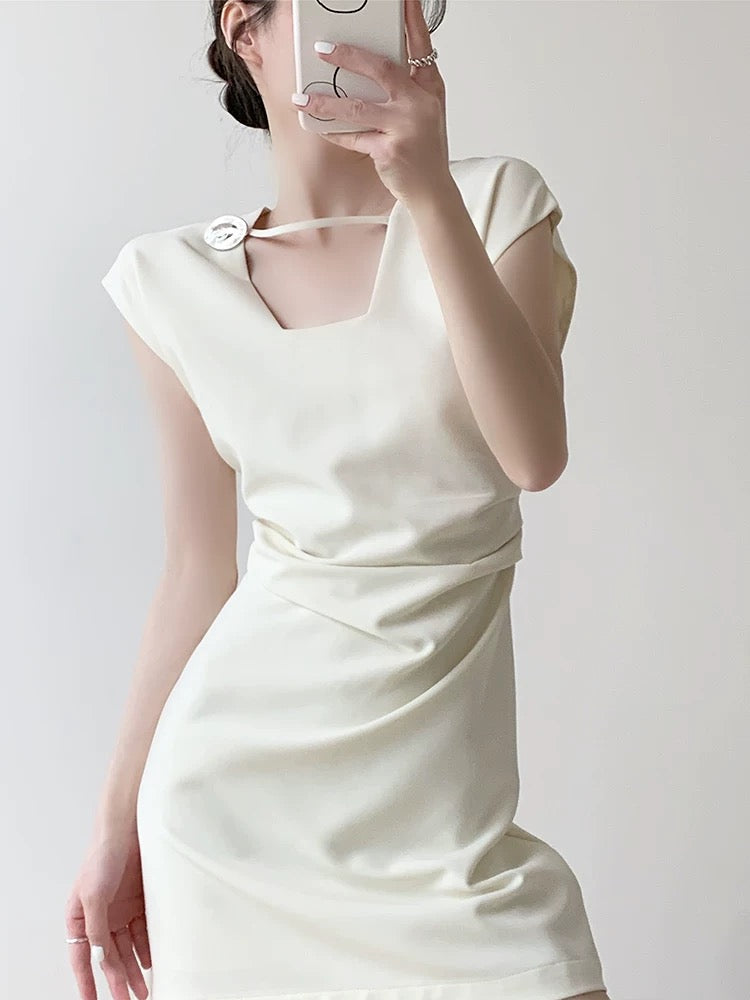 YAHI petite French sleeveless dress for women summer new style stylish design square collar high waist apricot white short skirt