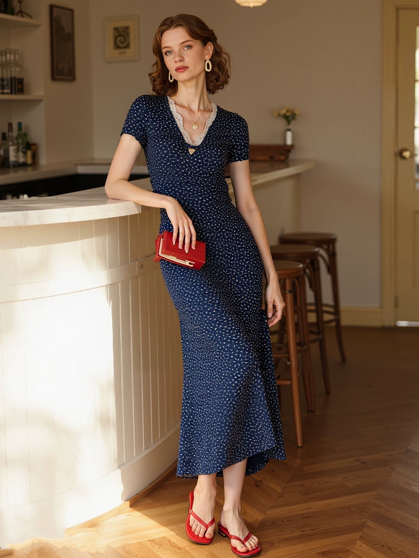 Blue floral dress female 2025 summer new French retro lace splicing v-neck short-sleeved long skirt