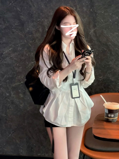 Niche unique and chic white top shirt for women, high-end, luxury, age-reducing and stylish spring 2025 new shirt