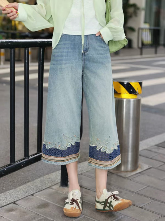 Chen Jiajie [Woven Brocade Years] Ethnic-style wide-leg casual jeans for women, featuring embroidery, cut-out detailing, and paneling—versatile for work or leisure.