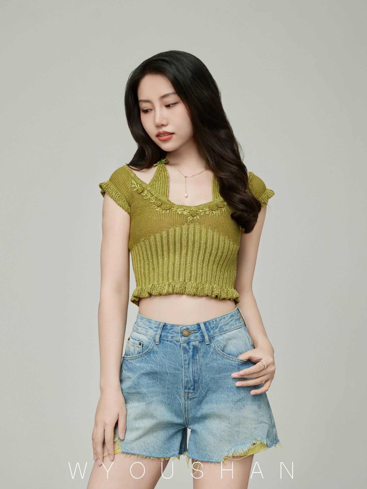 051 Wang Youshan denim shorts women's loose summer high-waisted hot pants new 2024 thin slimming a-line pants