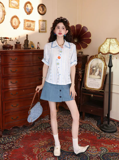 Chen Jiajie "Morning Dew Among Flowers" Women's Short-Sleeve Shirt – Summer Design-Focused Floral Embroidery & Cut-Out Collar Top
