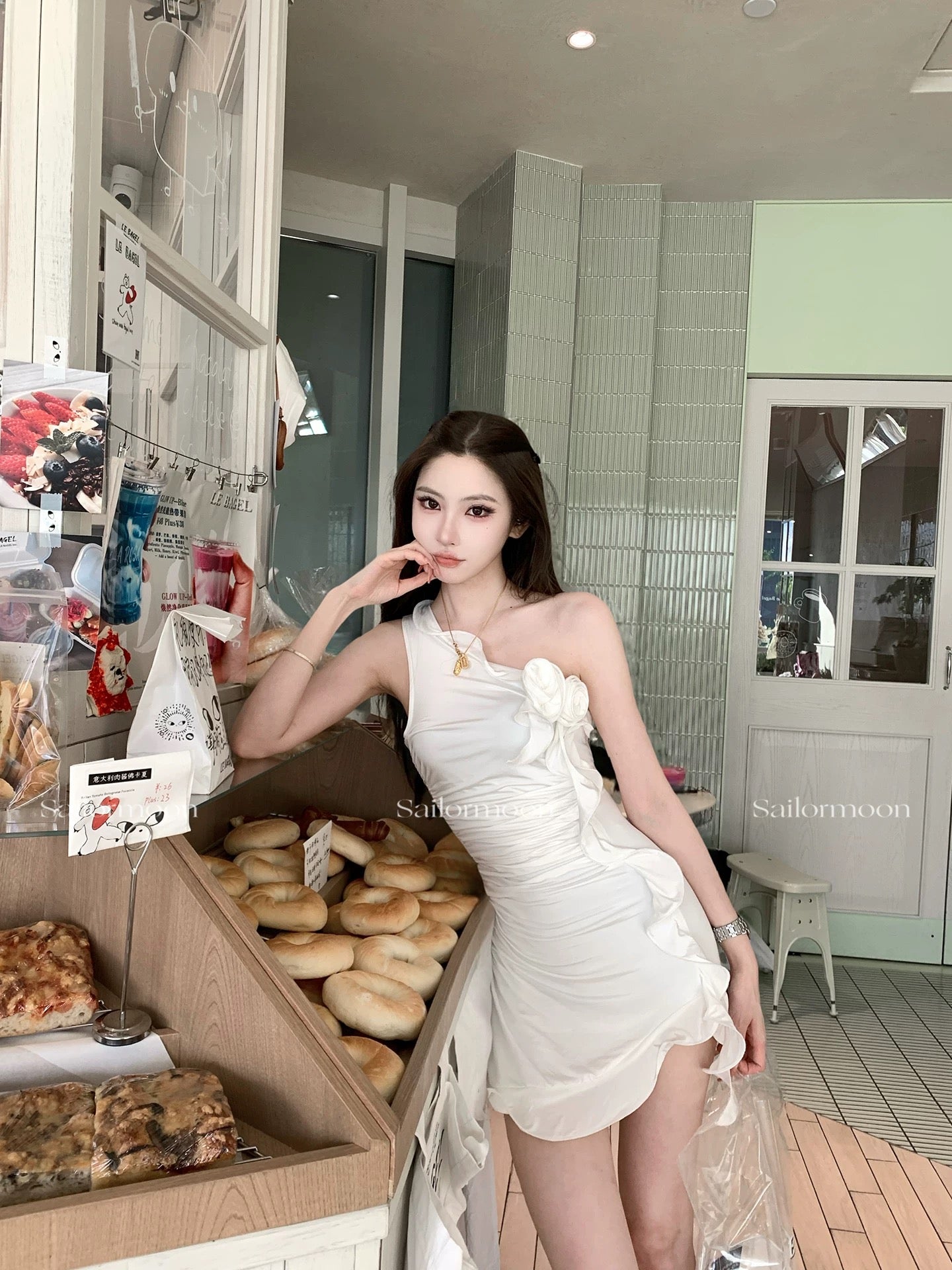 7.15/20 [Rose stays in the summer] Owner's private clothes * heavy-duty off-shoulder rose pleated dress