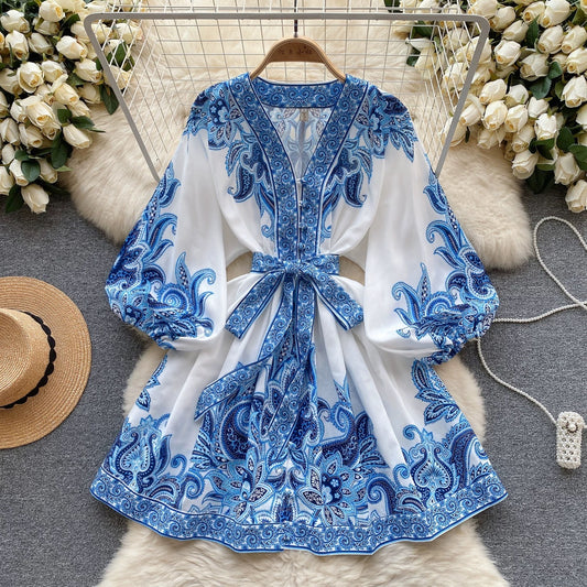 High-end temperament dress for women in autumn European and American Hong Kong style light and mature style lantern sleeve waist slimming printed short skirt