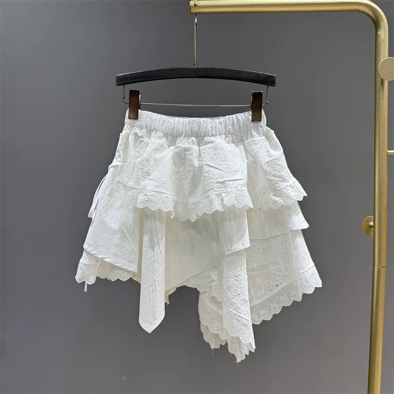 White irregular lace splicing short skirt female 2025 summer new high waist slim a-line skirt cake skirt