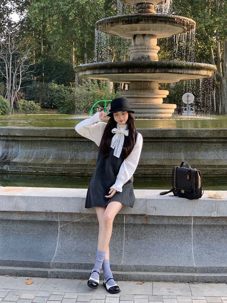 Age-reducing, beautiful and stylish suit, early autumn, new style, French bow, niche shirt, vest, dress, two-piece set