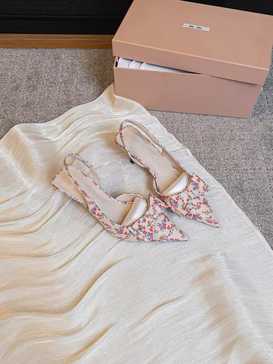 Jianghou Women's Summer High-Heeled Shoes: French-Style Bow, Closed-Toe, Side-Cutout Design; Perfect for Pairing with Floral Dresses; Ankle-Strap Sandals.