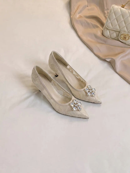 Jianghou Women's Shoes: 2026 New Bridal Shoes for the Main Wedding Gown—Elegant Pointed-Toe Stiletto High Heels with Rhinestones.
