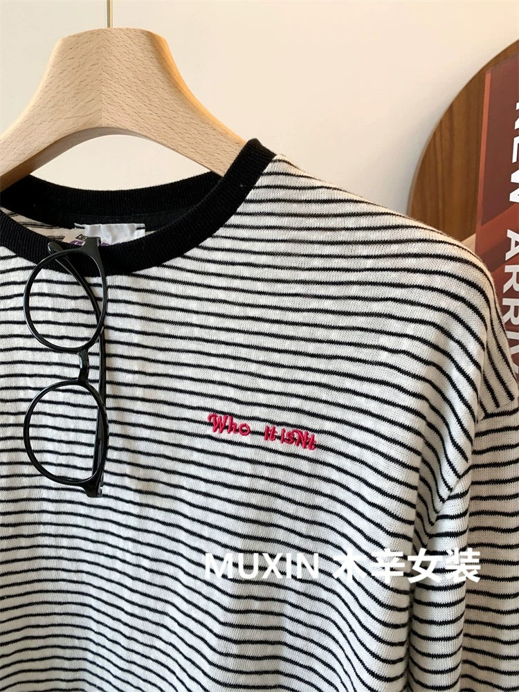 Soft and comfortable pinstripe embroidered small letters pure cotton autumn retro fashion long-sleeved short T-shirt