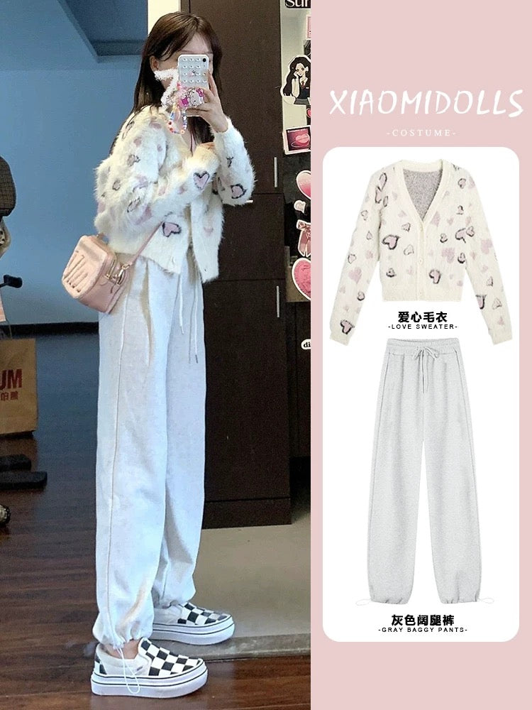 A complete set of tea style outfits 2024 spring style small fragrance milk style dopamine sports street style two-piece suit for women in autumn and winter