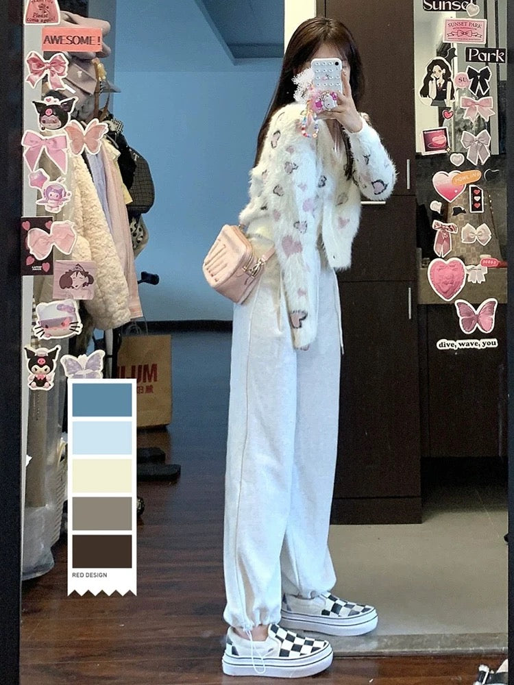 A complete set of tea style outfits 2024 spring style small fragrance milk style dopamine sports street style two-piece suit for women in autumn and winter