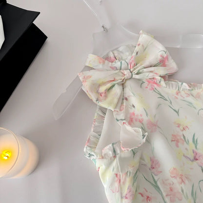 Youni's homemade, unheard flower name, pure desire halterneck floral dress, waist-cinching pleated short skirt for small people