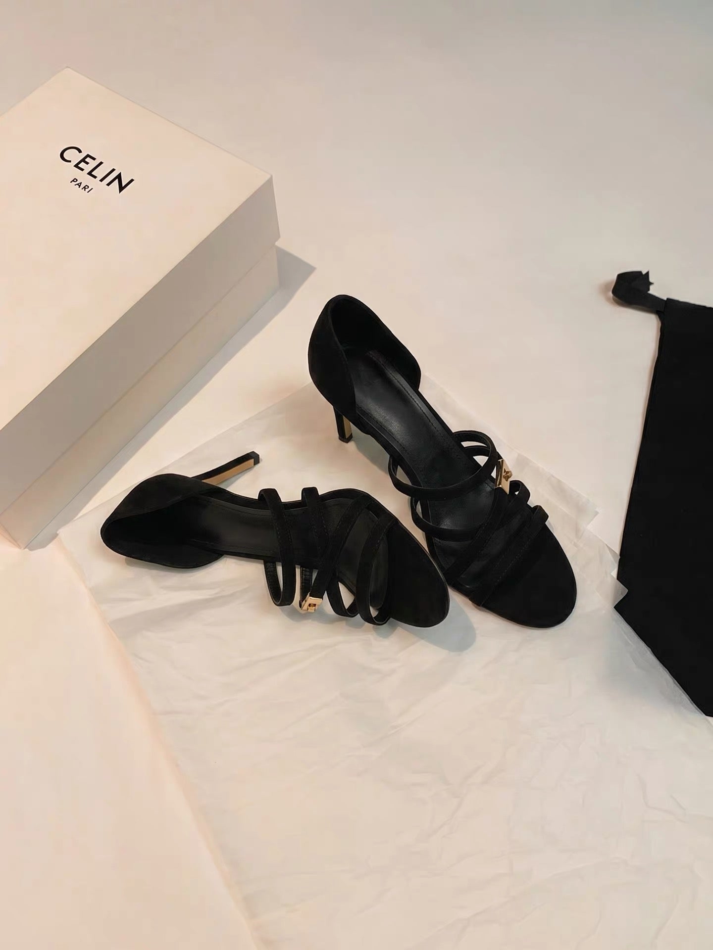 Jianghou French-style women's sandals: sophisticated high-heeled, closed-heel, open-toe Roman-style shoes—2026 new summer collection.