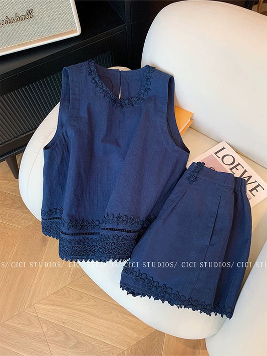 Retro navy blue linen embroidered lace vest suit for women 2025 summer new holiday style slim two-piece suit