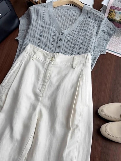 For a small person, match a set of European products. This year's trend is beautiful, lively and age-reducing, chic linen casual pants suit.