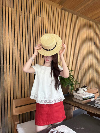 Iris Lumina "Little White Flower" – Korean-style Tencel-Ramie Short-Sleeve Top with Lace Trim (Elegant & Chic)