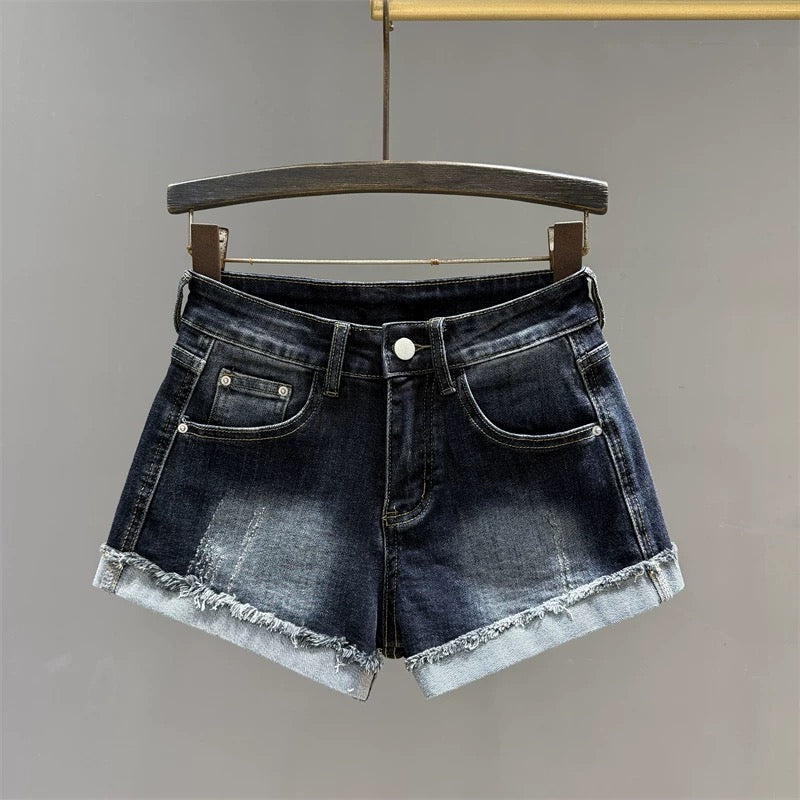 Turned-up washed retro denim shorts for women 2025 summer new high waist hot girl wide leg raw edge a-line hot pants
