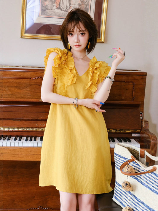 MIUCO yellow beautiful little skirt V-neck ruffled sleeveless dress high-end summer seaside sweet style vest skirt