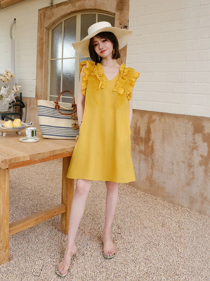 MIUCO yellow beautiful little skirt V-neck ruffled sleeveless dress high-end summer seaside sweet style vest skirt