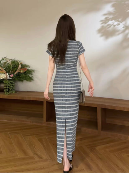 Youyan Summer New Arrival: Stylish Striped Short-Sleeve Dress with a Slimming, Waist-Defining Fit and Classic Round Neck (DT2513)