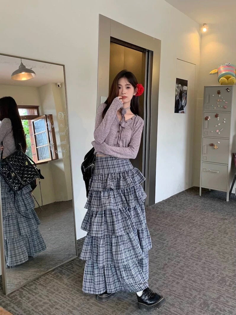 kumikumi suit women's retro heavy industry plaid cake skirt skirt spring V-neck slim T-shirt two-piece set