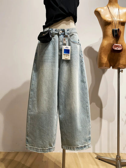 High-end retro high-waisted curved jeans for women, loose fit, slimming cropped pants for spring.