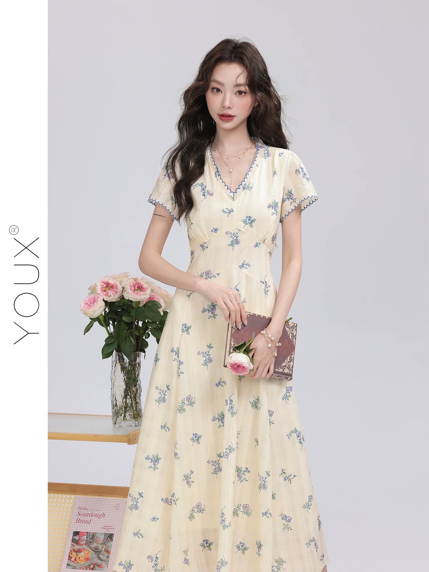 Youxiang [Picnic Diary] V-neck floral dress for women 2025 summer new waist-tie slim long dress