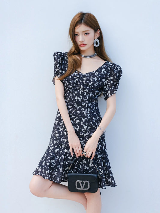 MIUCO French square neck palace style floral dress puff sleeve waist small size very good-looking dress summer