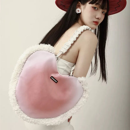 Korean version of ins super popular niche design checkerboard bag autumn and winter new sweet and cool style love armpit bag crossbody bag