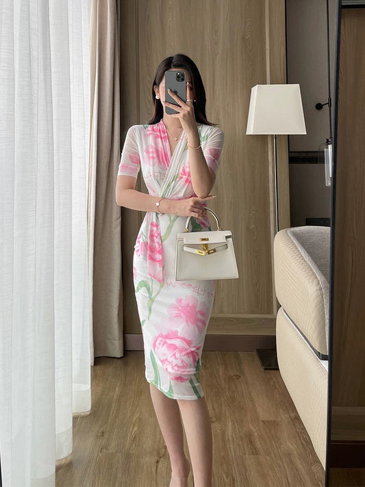 White printed dress, high-end, chic and unique, new summer style, high-end mesh V-neck waist, slim fit and hip-hugging skirt