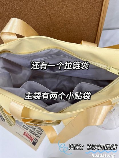 Good-looking Korean style large-capacity junior high school student crossbody bag for girls to go to school and remedial lessons bag for work and commuting shoulder bag for girls