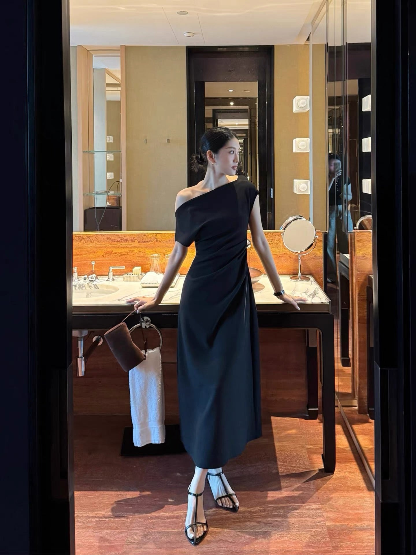 IAMJAM "Elegant Black Dress" 2026 Summer New Mid-Length Slimming A-line Waist-cinching Dress for Women