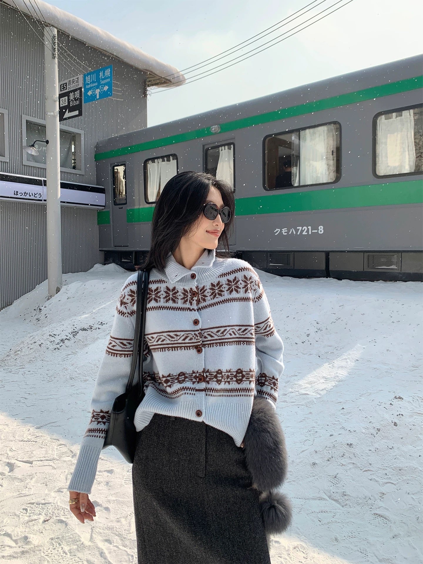 IAMJAM Wool Snowflake Fair Isle Textured Knit Sweater for Women, Autumn/Winter, Blue Atmosphere Style, Slimming Inner Layer Top