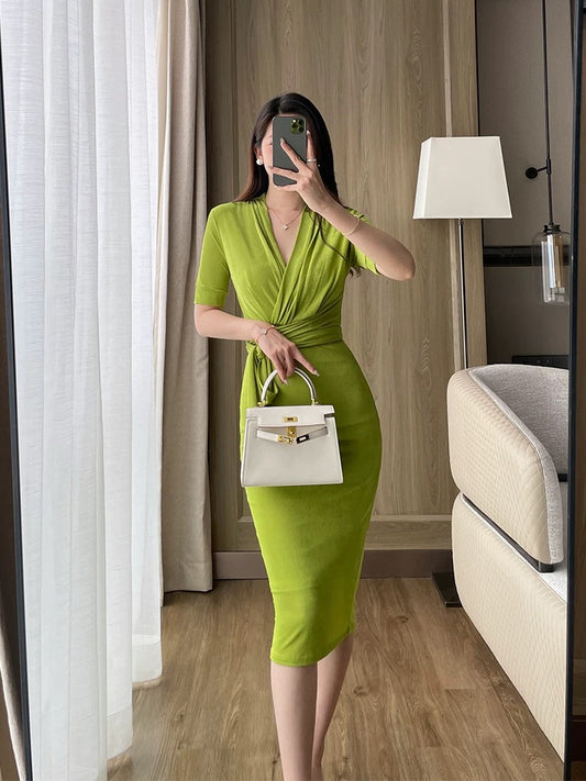 Green glitter ice silk stretch dress summer new fashion high-end solid color V-neck short-sleeved slim hip skirt
