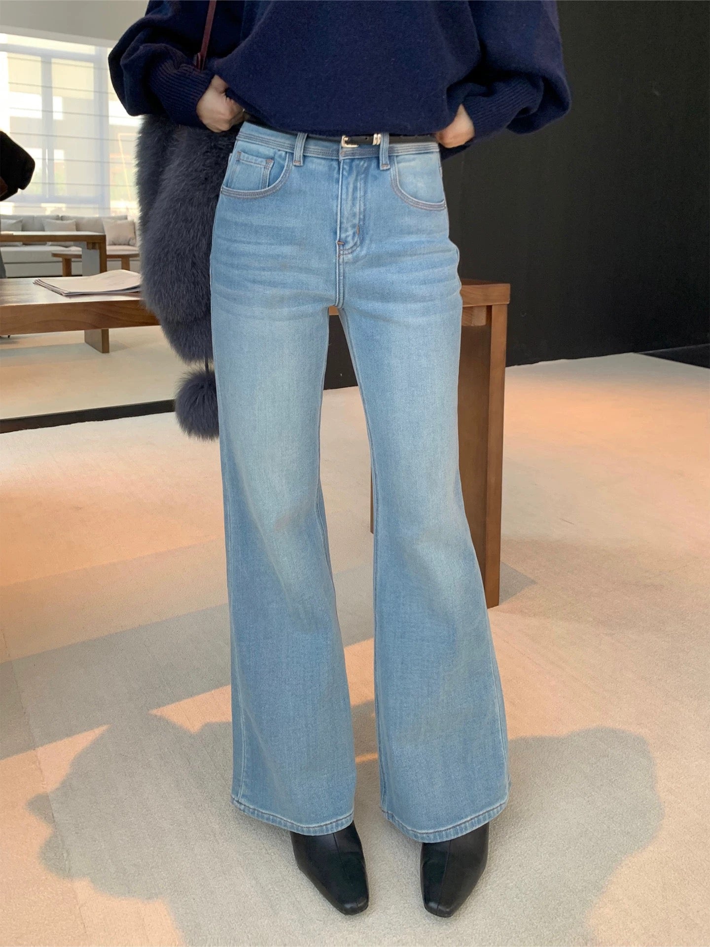 IAMJAM Light Blue High-Waisted Flared Pants for Women, New Spring Style, Slimming and Stylish, Versatile Jeans