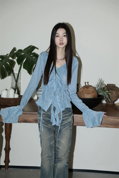 French bell-sleeved high-end tops, luxury big-name, unique and chic shirts, women's V-neck slimming waist shirts