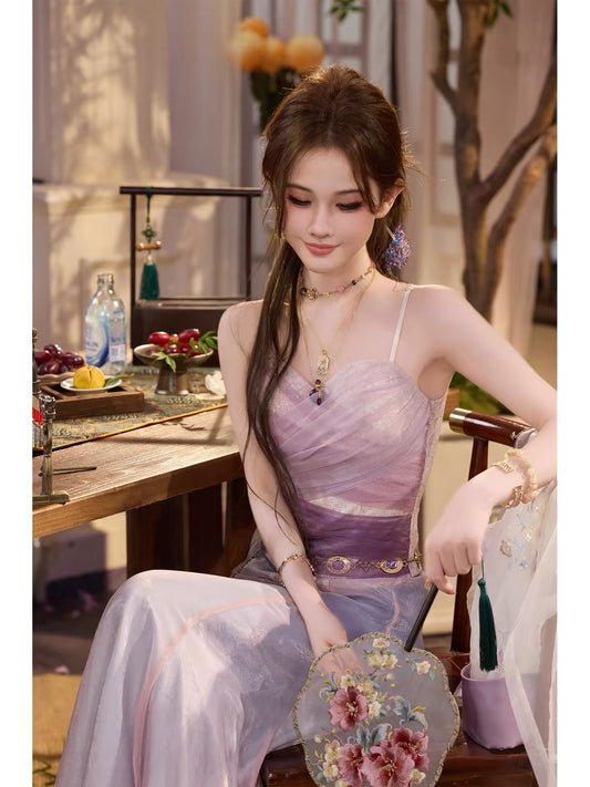 TUNTUN Spring/Summer "Twin Butterflies" Collection: Ethereal, fairy-style camisole featuring a purple-mist gradient, sweetheart neckline, and layered mesh—designed to be worn as an outer layer.