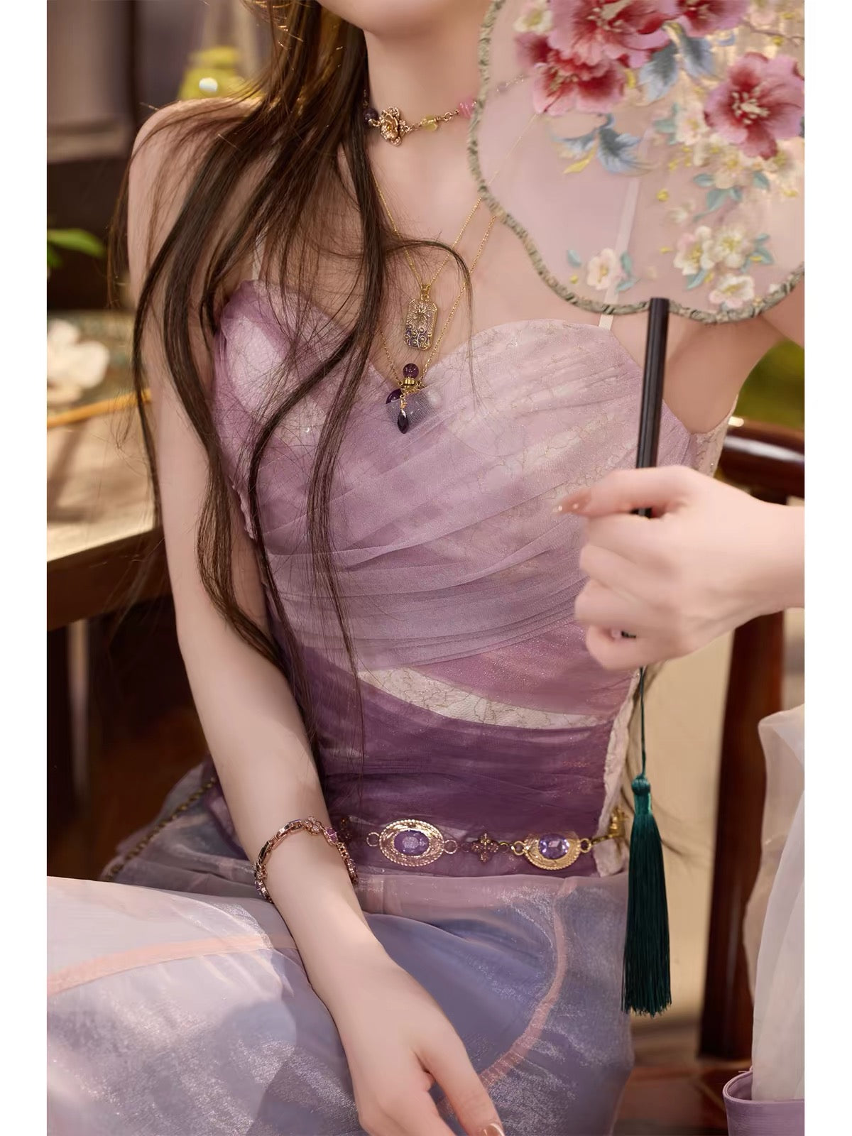 TUNTUN Spring/Summer "Twin Butterflies" Collection: Ethereal, fairy-style camisole featuring a purple-mist gradient, sweetheart neckline, and layered mesh—designed to be worn as an outer layer.