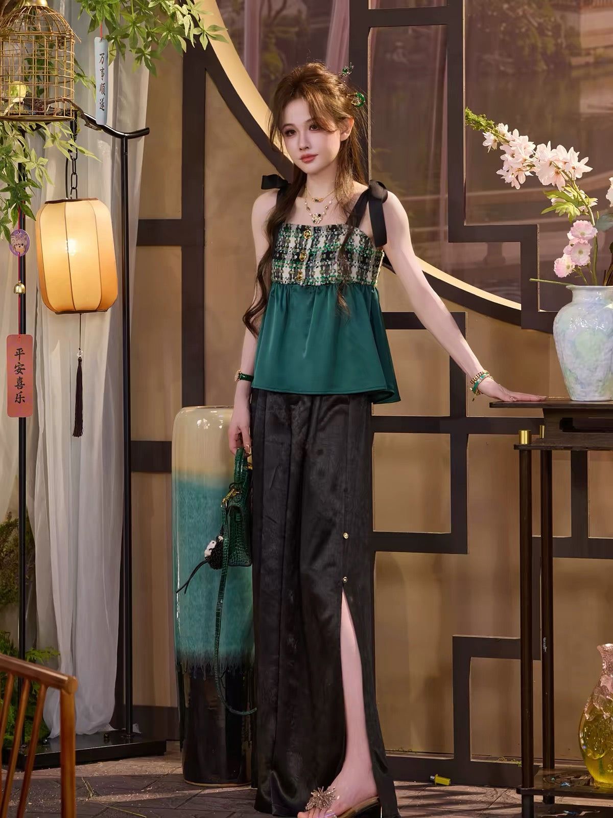 TUNTUN Spring/Summer "Lights Come Up" Collection: New Chinese-style camisole featuring a color-blocked *Tang Sancai* aesthetic and "Chanel-esque" styling—designed to be worn as an outer layer.