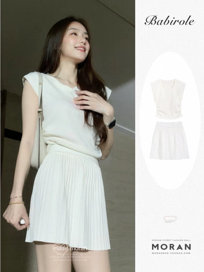 Pure little white skirt, summer design, ice silk waist, small flying sleeves top, pleated skirt, two-piece suit for small people